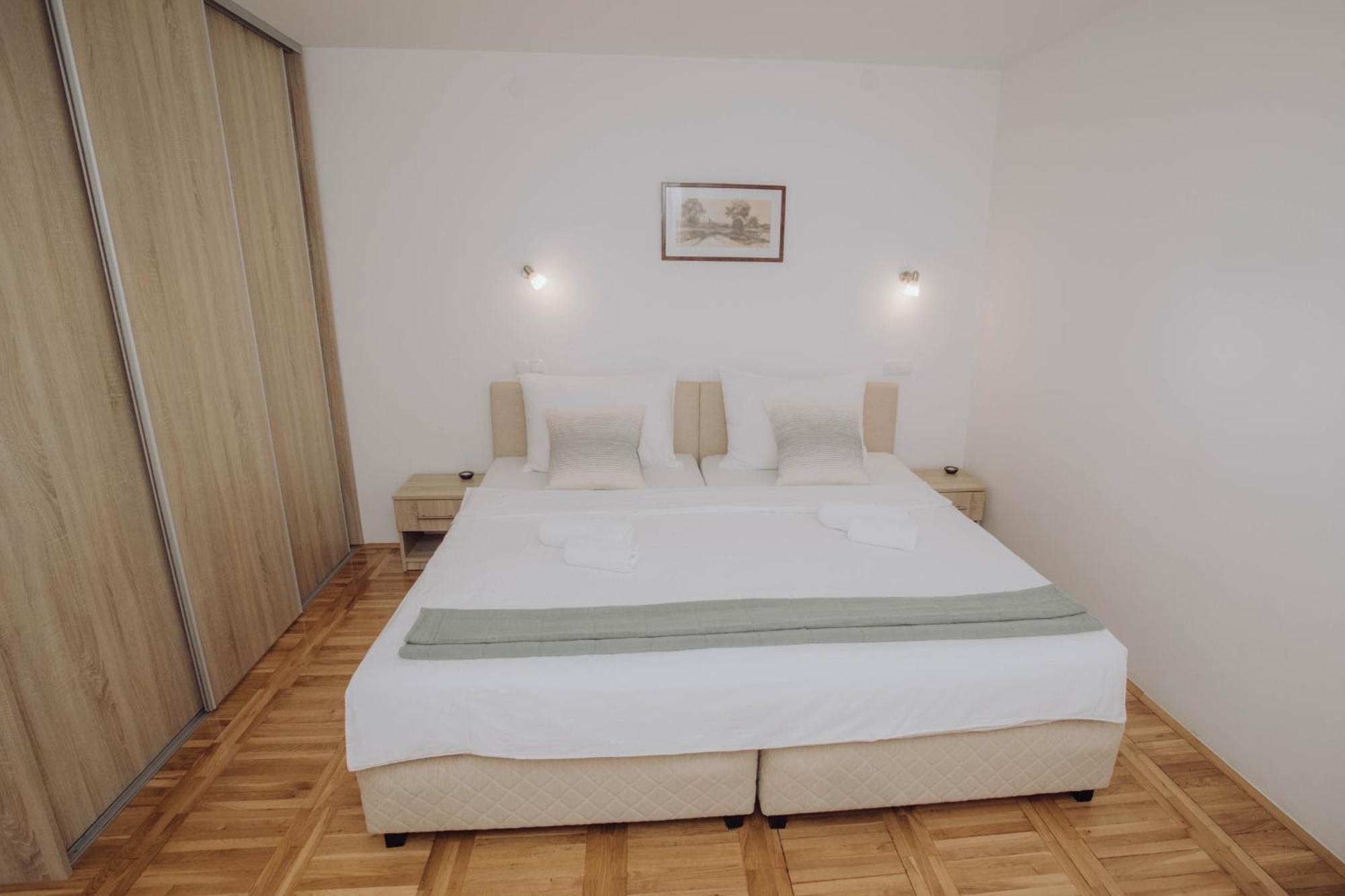 Apartment Peric - *