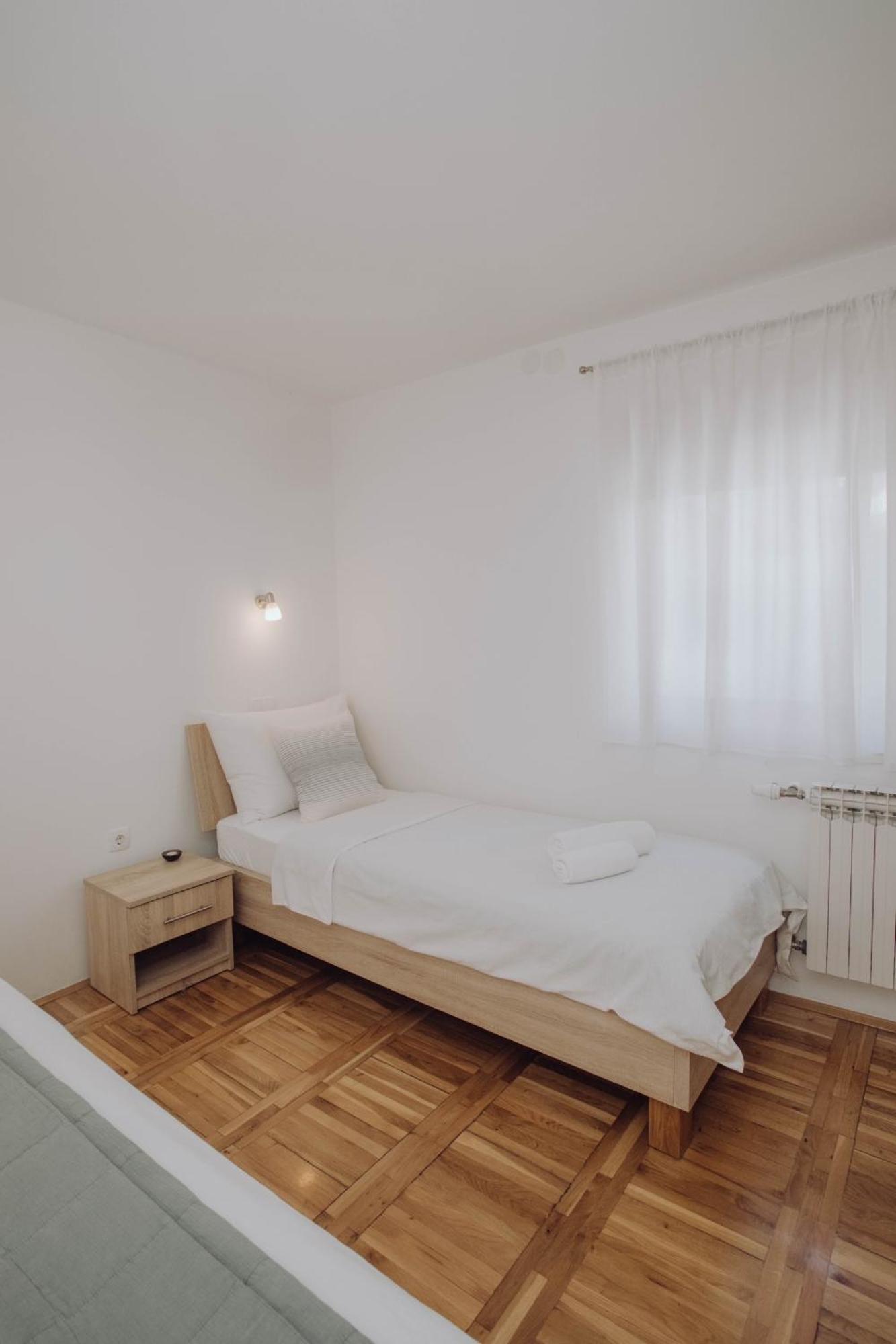 Peric - Apartment *